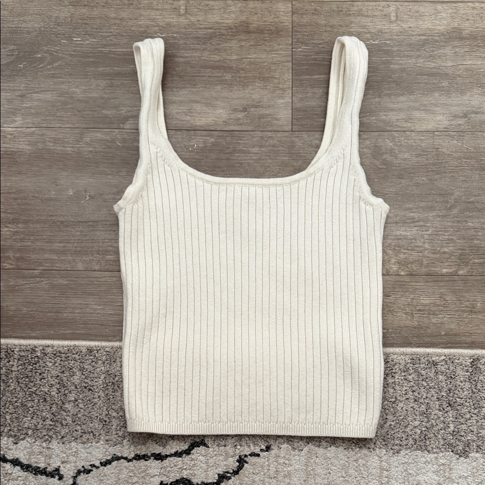 Ribbed Scoop Neck Tank Top - Cream